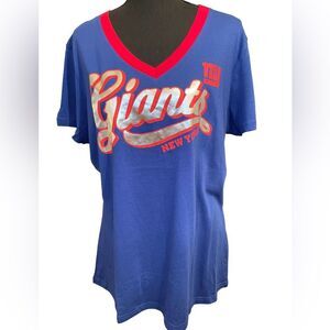NWT NY Giants Metallic Logo V-Neck